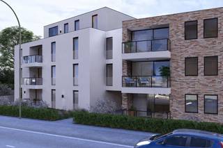 <p><strong>Modern nieuwbouwappartement in Residentie Centrumhof te huur – 1 slaapkamer met terras</strong></p>
<p>Modern en energiezuinig <strong>nieuwbouwappartement</strong> te huur met een centrale ligging en vlotte verbindingen. Het appartement bevindt zich in deze gloednieuwe residentie Centrumhof en is afgewerkt met kwalitatieve materialen en een moderne uitstraling.</p>
<p>De ligging is <strong>centraal en ligt op wandelafstand van het centrum van Maasmechelen</strong> met alles binnen handbereik. Terrasjes, restaurants, winkels, scholen, openbaar vervoer alsook de grote shoppingcentra bevinden zich op een boogscheut. Ook de autosnelweg en belangrijke verbindingswegen zijn vlot bereikbaar.</p>
<p>De <strong>lichtrijke leefruimte met open keuken</strong> vormt het hart van het appartement. Dankzij de grote raampartijen geniet je van veel natuurlijk licht en een aangenaam open gevoel. Vanuit de woonkamer heb je toegang tot het <strong>terras met balustrade</strong>, ideaal om even buiten te ontspannen.</p>
<p>De keuken is modern ingericht en voorzien van voldoende kastruimte en ingebouwde toestellen.</p>
<p>De badkamer is stijlvol afgewerkt en uitgerust met een <strong>ruime inloopdouche, een dubbele lavabo en voldoende kastruimte</strong>, wat zorgt voor extra comfort en gebruiksgemak.</p>
<p>Indeling van het appartement:</p>
<ul>
<li>Ruime <strong>woonkamer met open keuken</strong></li>
<li><strong>1 slaapkamer</strong></li>
<li><strong>Moderne badkamer</strong> met inloopdouche en dubbele wastafel</li>
<li><strong>Apart gastentoilet</strong></li>
<li><strong>Terras met balustrade</strong></li>
<li><strong>Kelderberging</strong></li>
<li><strong>Ondergrondse autostaanplaats</strong></li>
<li>Veel natuurlijke lichtinval</li>
</ul>
<p>Het appartement is een <strong>nieuwbouw</strong>, waardoor je geniet van hedendaags comfort en een energiezuinige woning.</p>
<p>Ideaal voor een <strong>alleenstaande of koppel</strong> dat op zoek is naar een modern en instapklaar appartement.<br /><br />De huurprijs bedraagt € 900 excl. gemeenschappelijke kosten.</p>
<p>Wordt jij de nieuwe huurder van dit toffe appartement? Contacteer ons dan via office@immofusion.be</p>