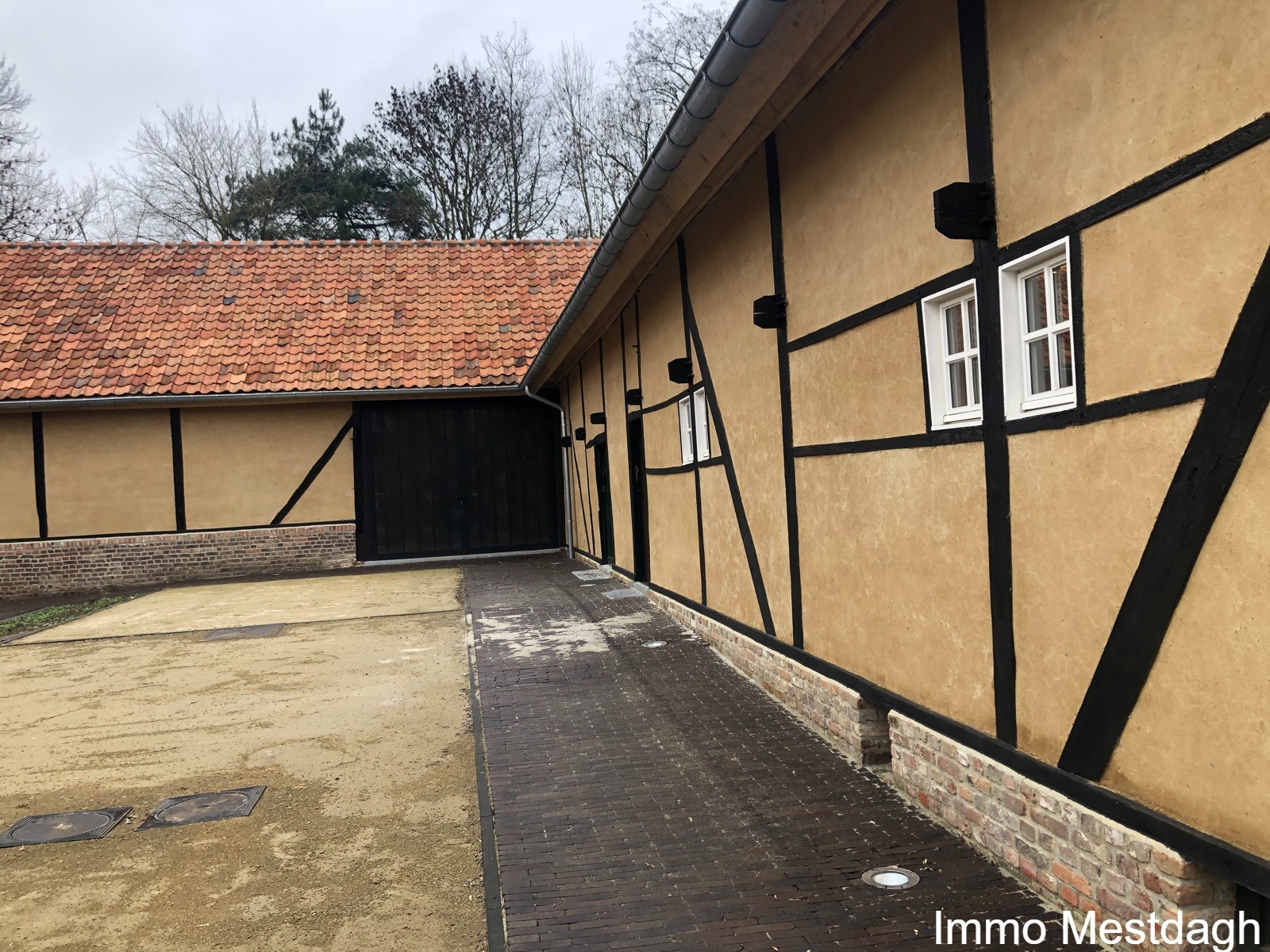 Volledig gerenoveerde horecazaak verbonden aan het Amandinamuseum.   - foto 4