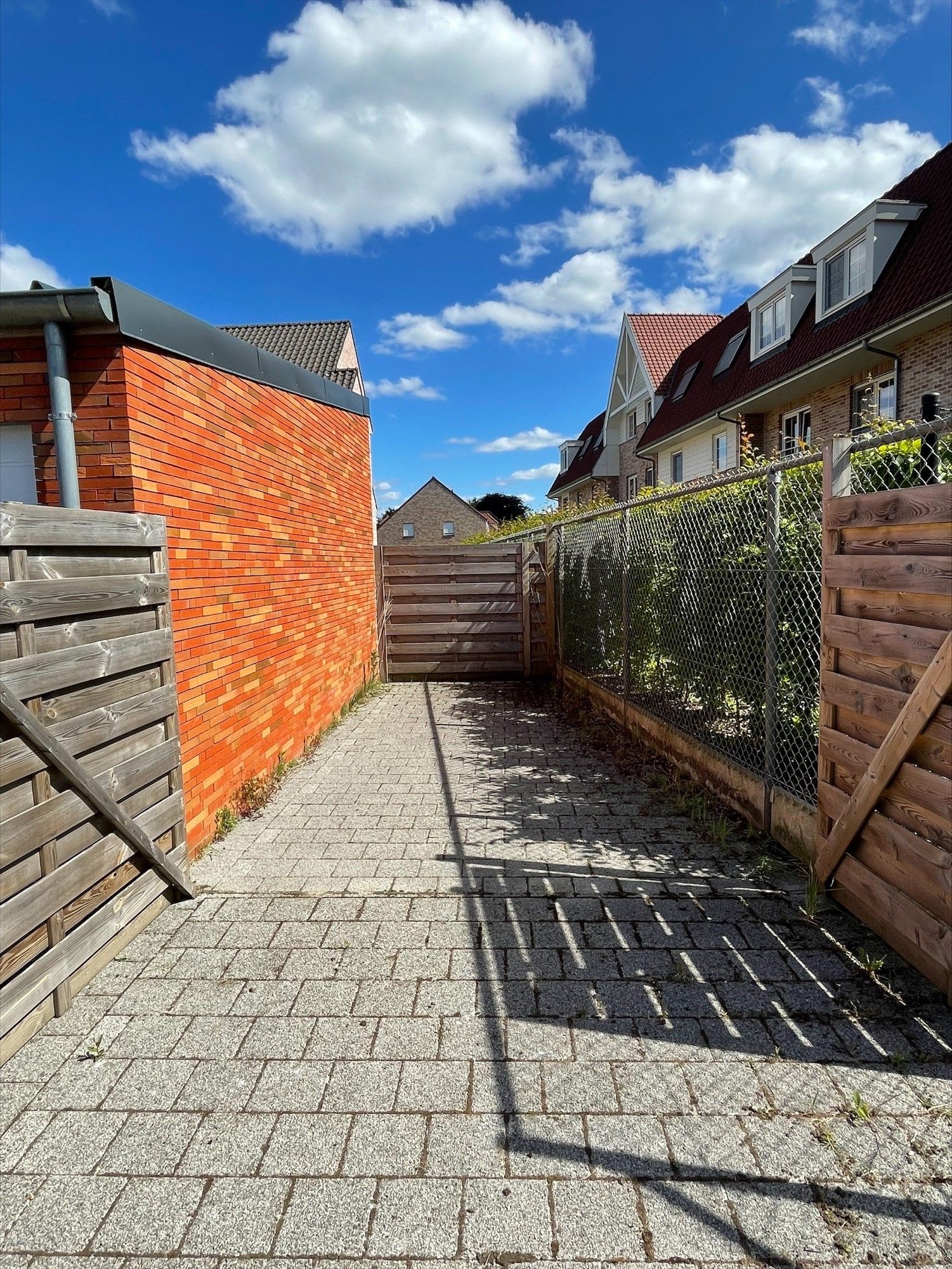 Garage for rent in Varsenare - photo 2