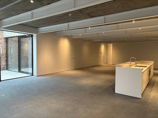 Ruime en instapklare loft met industriële uitstraling in het hart van Mechelen met hoogwaardige afwerking.Gelegen op wandelafstand van winkels,...