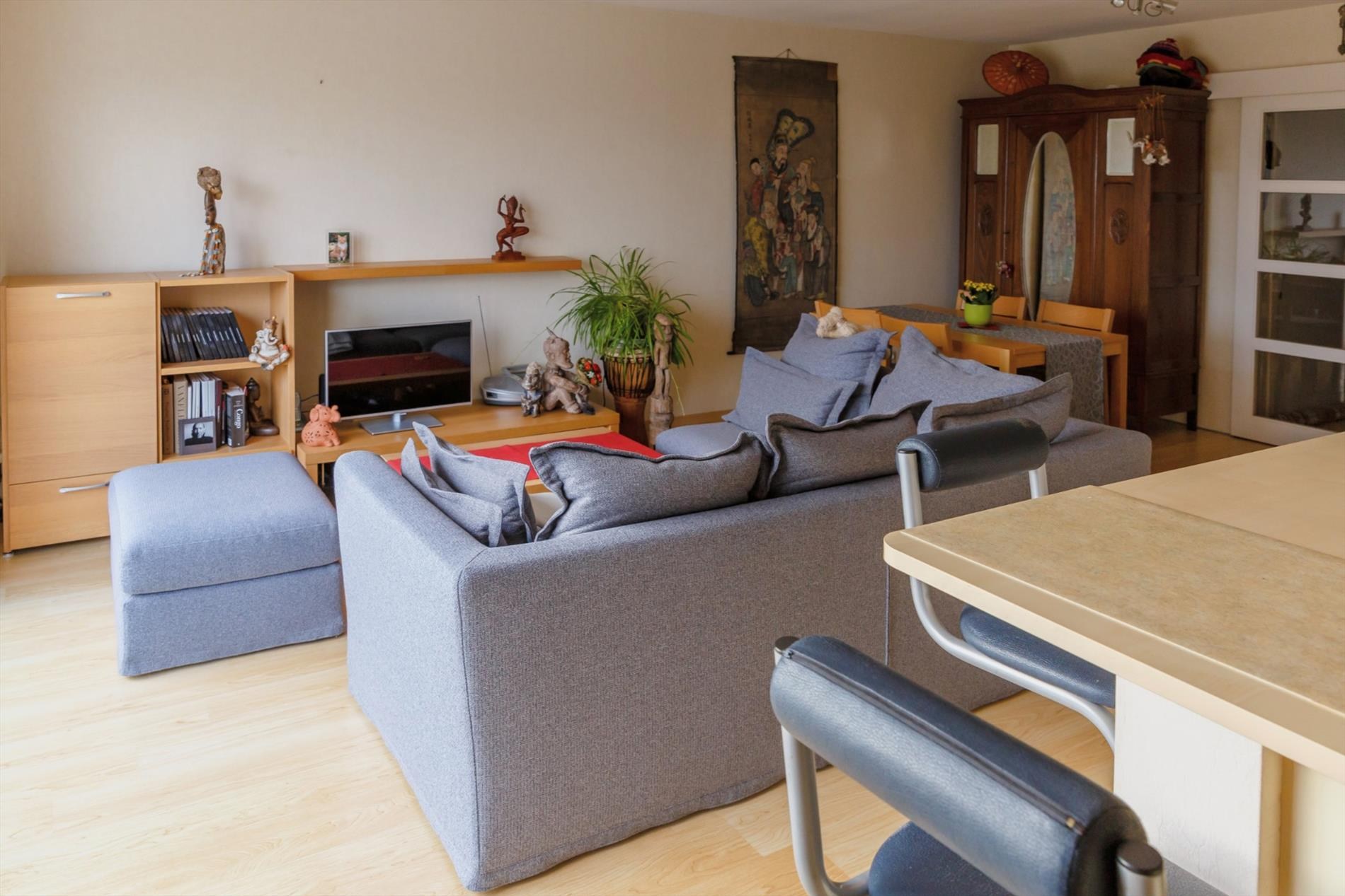 Verzorgd 2-slaapkamerappartement TE KOOP inclusief garage en autostaanplaats. - foto 5