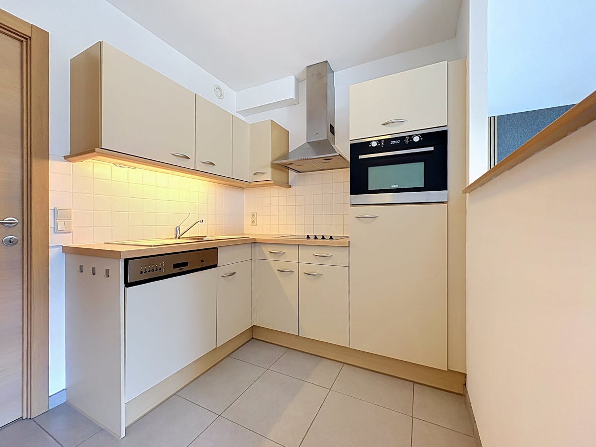 Instapklaar en recent 2-slaapkamer appartement te huur - foto 3