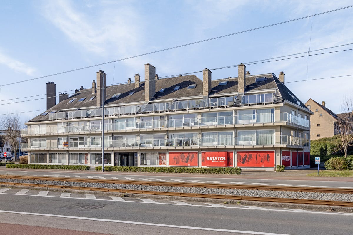 Handelsruimte met veel potentieel te huur te Koksijde-bad. - foto 2