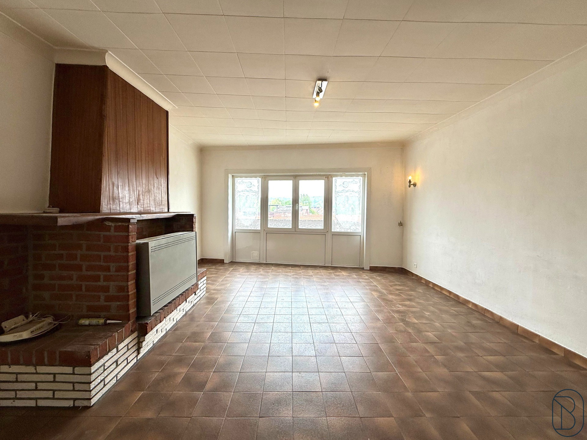 OPBRENGSTEIGENDOM: 2 op te frissen appartementen (1 slpk). - foto 4