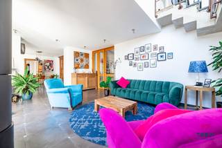 A Nobressart dans la vallée de l’Attert, TREVI LUXEMBOURG a le privilège de vous présenter une belle maison de village rénovée 5 chambres avec...