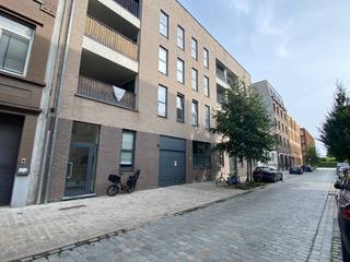 Ondergrondse autostaanplaats in de Cadixwijk, nabij het nieuwe ziekenhuis.