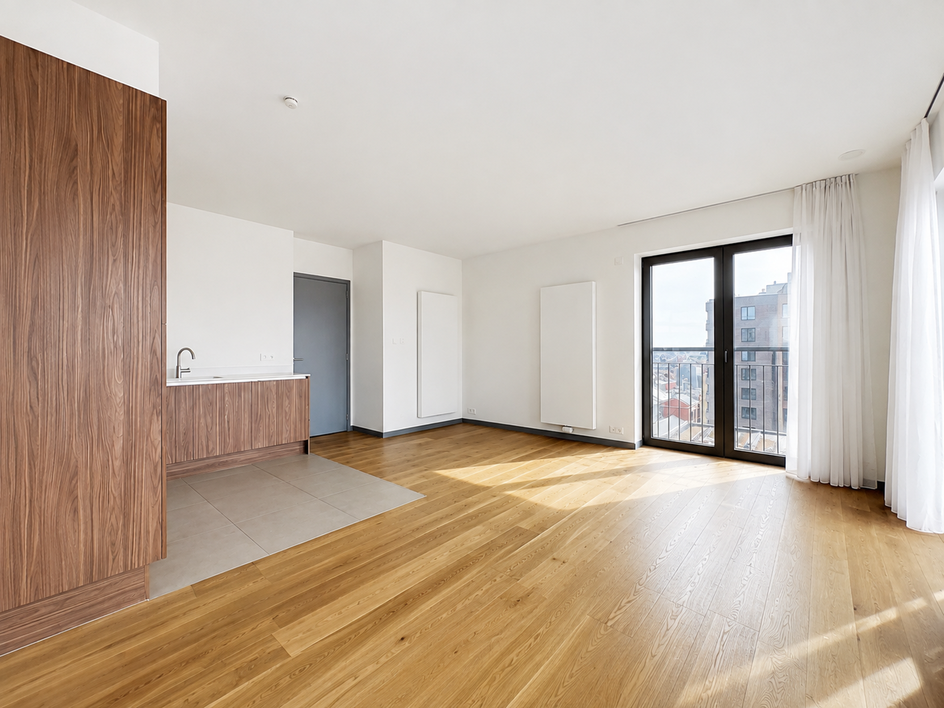 Subliem 1 slaapkamer appartement met open uitzicht - foto 4