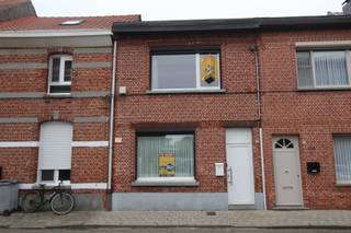 Deze stadswoning is zeer gunstig gelegen: op wandelafstand van het station en dichtbij school, verschillende parken, groot winkelpark met...