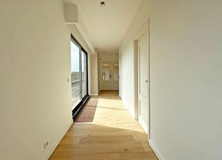 Mooi verzorgd appartement met zeer groot terrasDit mooie appartement is gelegen in een rustige buurt in Mortsel, dichtbij de grens met Edegem.Hier...