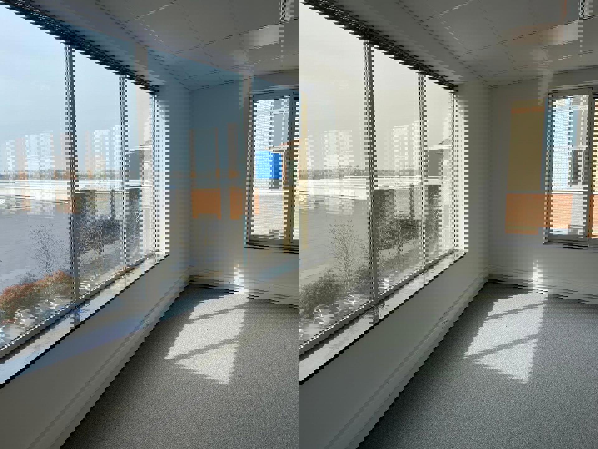 Kantoor 609 m² op het gelijkvloerse te huur - foto 5