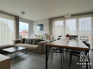 Dit modern afgewerkt appartement bevindt zich op de tweede verdieping van een recente residentie.Bij het betreden van het appartement kom je meteen...