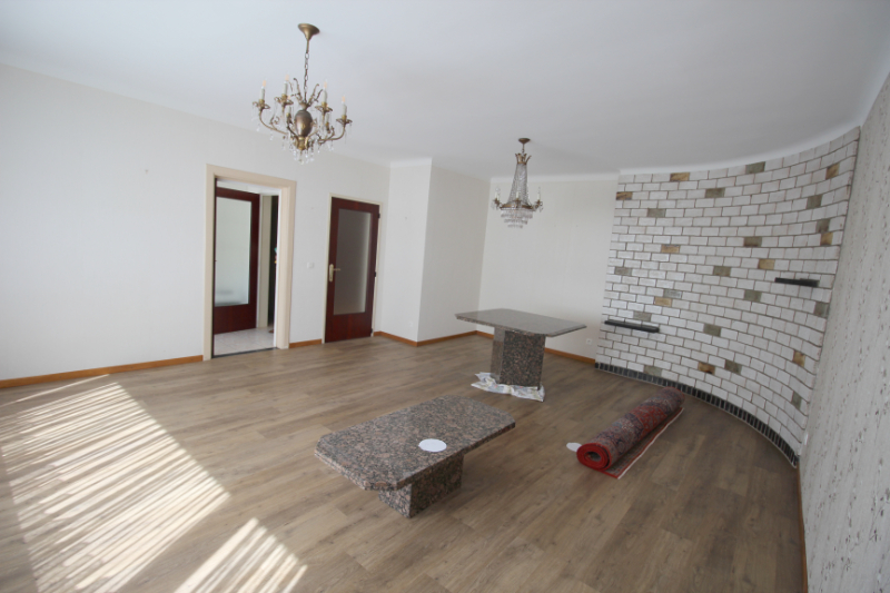 2-slaapkamer appartement met garage - foto 5