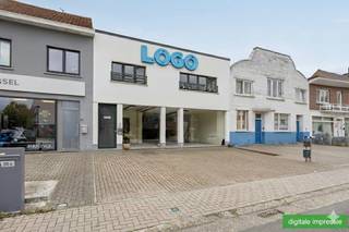 Te huur Handelspand  te Hoeselt — Bilzersteenweg 36Handelspand met uitstekende zichtlocatie én woongelegenheid.Veelzijdige pand aan de...