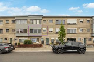Instapklaar appartement inclusief garage in het centrum van Hoevenen!Bent u op zoek naar appartement waar u meteen kan instappen?Dan is dit...