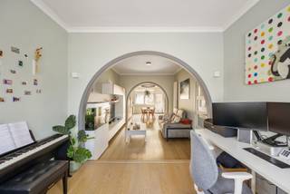 GRONDPLAN + 3D + FLOORPLANNER + VIDEO + VOLLEDIGE BESCHRIJVING OP DE WEBSITE www.bauwensvastgoed.be Welkom in deze lichtrijke en instapklare...