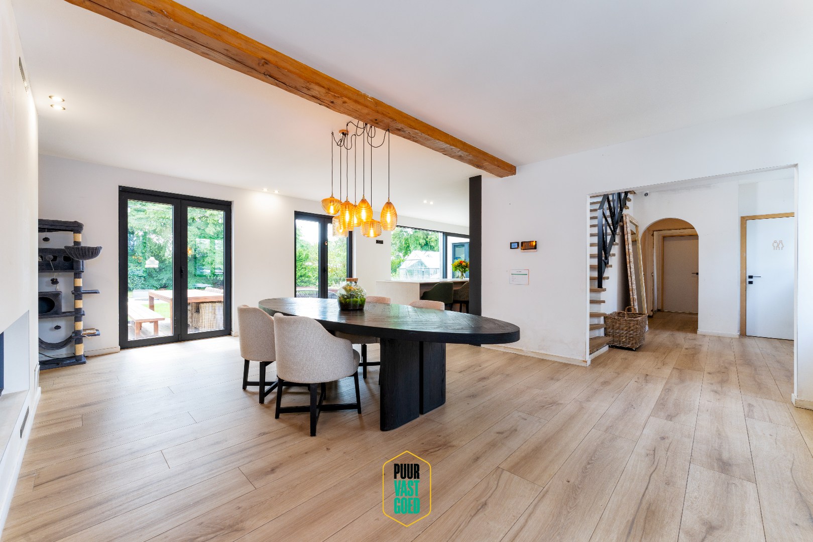 Knap gerenoveerde villa in uitgestrekte tuin - foto 5