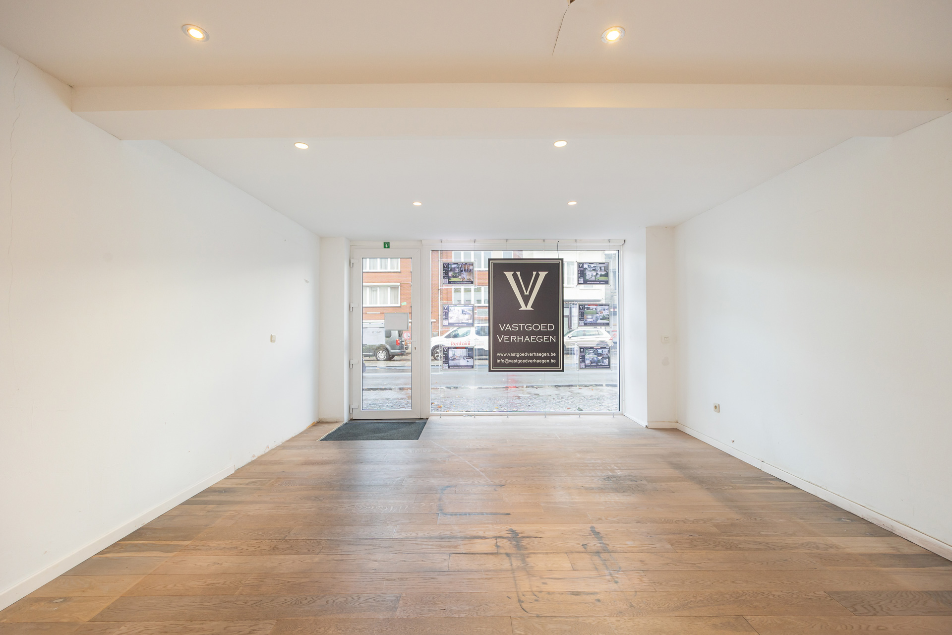 Handelsgelijkvloers op toplocatie in centrum - foto 2