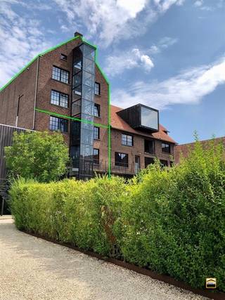 Ruime, energiezuinige loft in voormalige brouwerij (energielabel B). Ben je op zoek naar rust en ruimte, kort bij de natuur? Droom jij ervan om te...