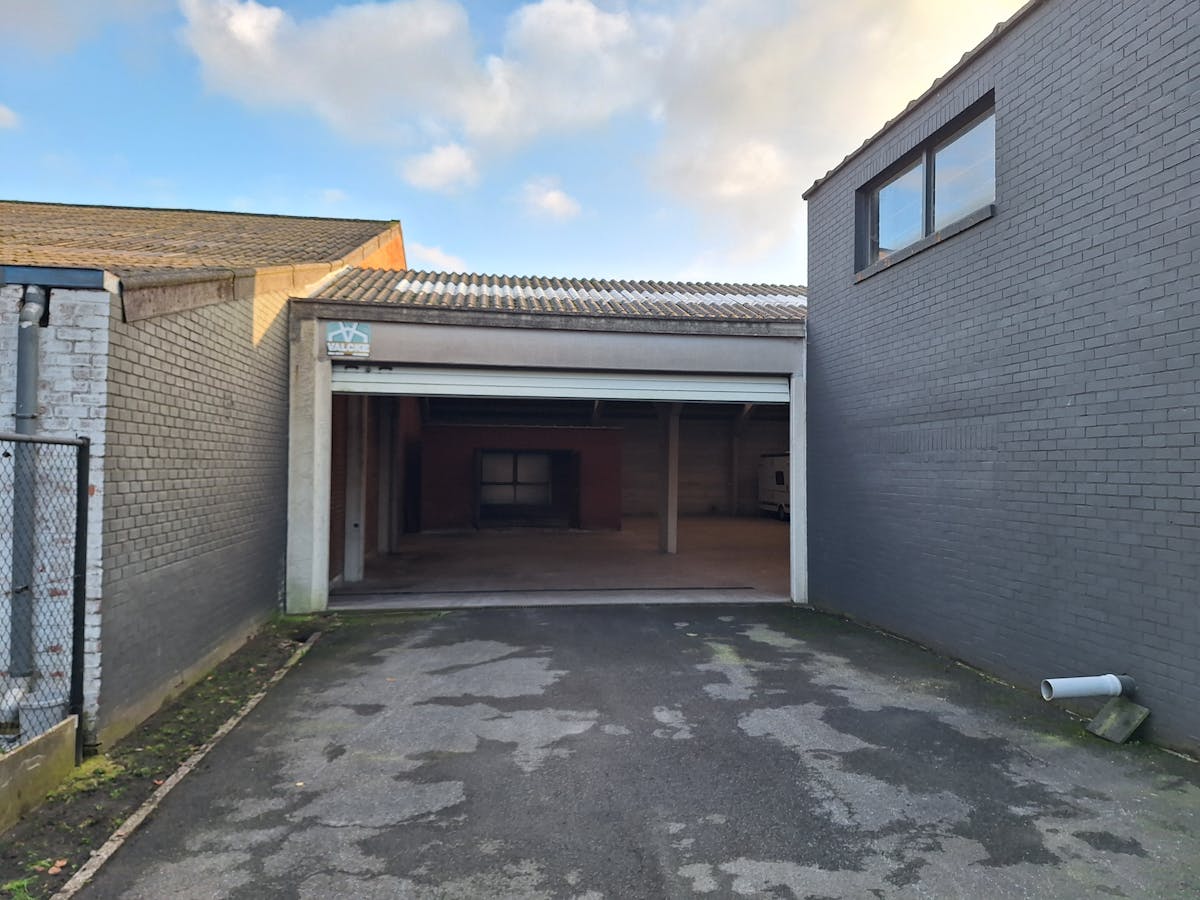 Loods te huur van ca. 330m² in Torhout - foto 4