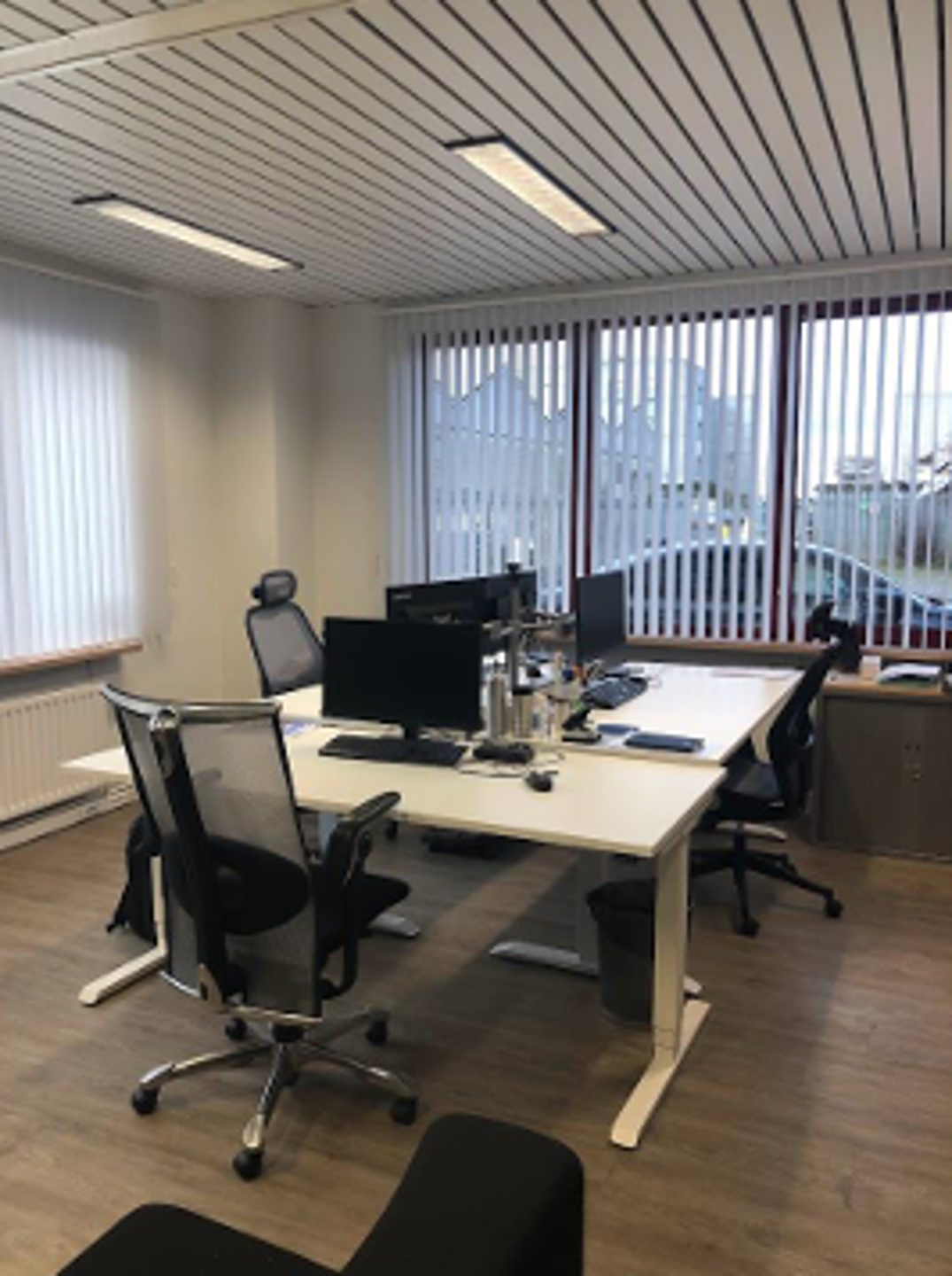 Kantoorruimte in de Haven Antwerpen van 360 m² met parking - foto 2