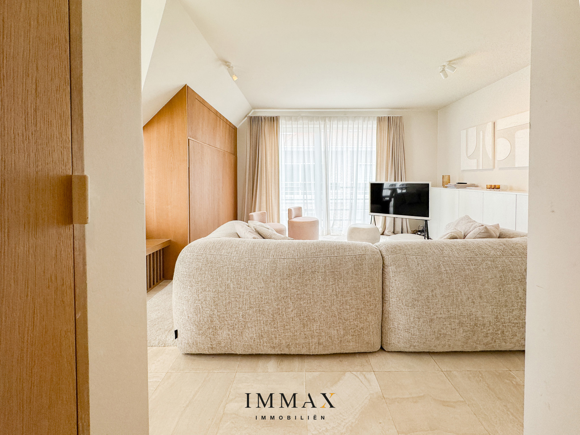 Lichtrijke duplex (hoek)appartement centraal gelegen - foto 4