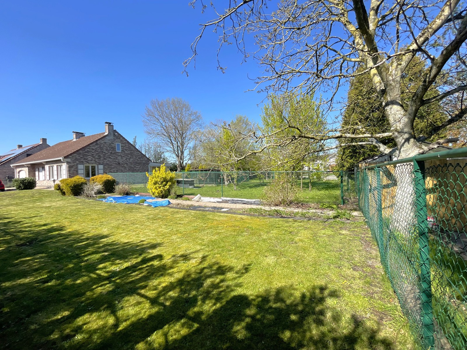 RUSTIG GELEGEN BOUWGROND OPEN BEBOUWING OP 629 M² - foto 3