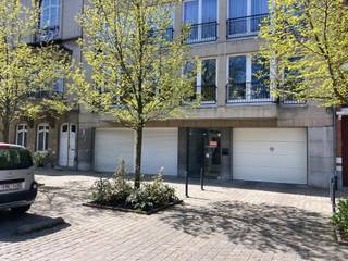 Garage for rent in Schaerbeek