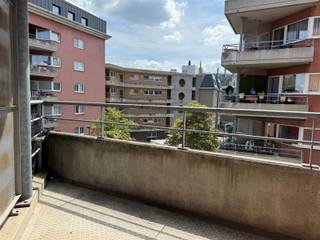 Op zoek naar jouw nieuwe thuis of een goede investering? Dan is dit knusse appartement gelegen in hartje Mechelen, nabij Veemarkt en Grote...