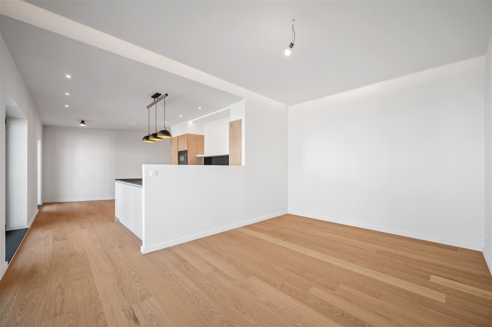 Vernieuwd luxe-appartement met 2 kamers, zicht op de Vaart - foto 5