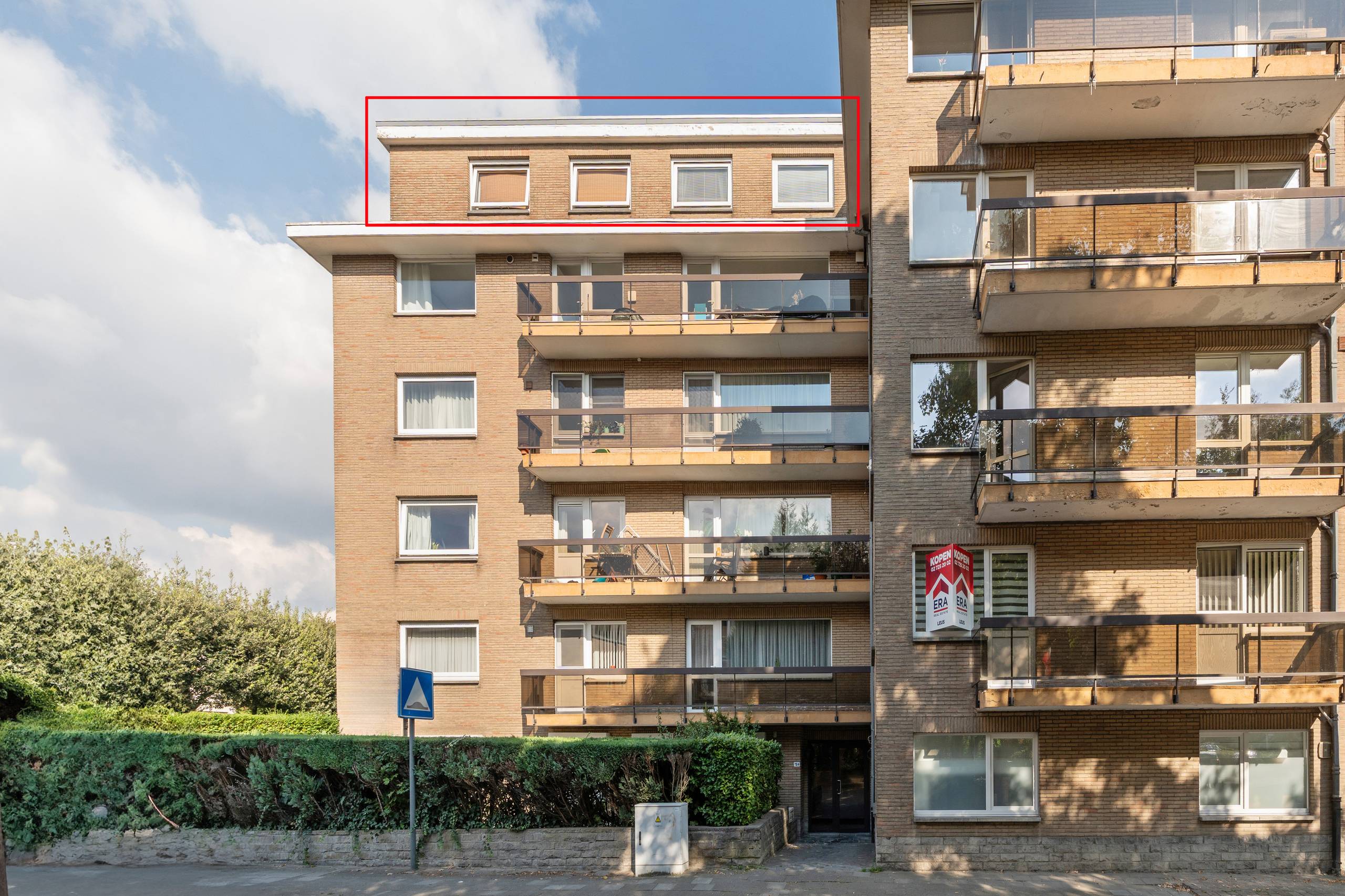 Apartment for sale in Wezembeek-Oppem with 2 bedrooms - photo 1