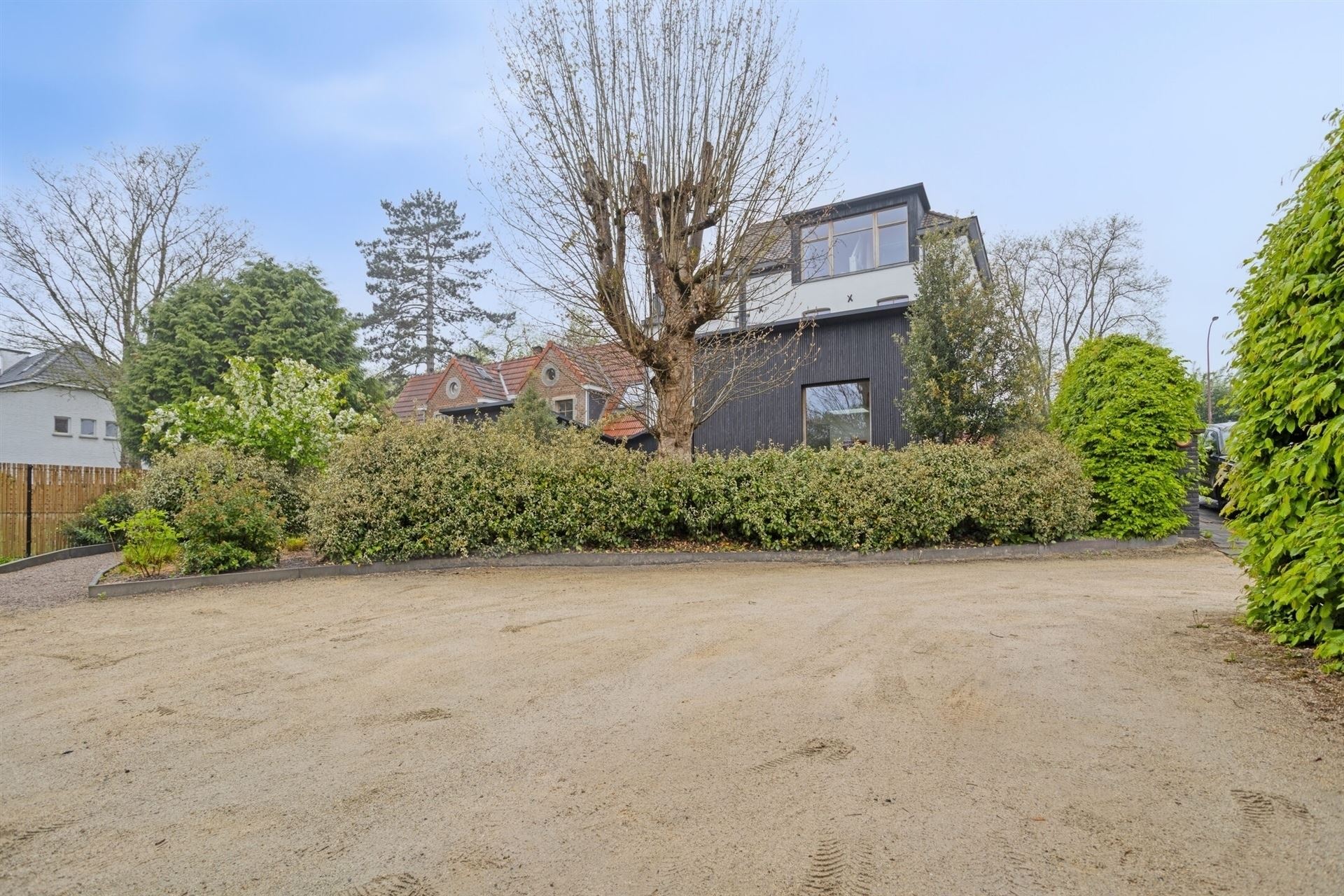 GERENOVEERD MULTIFUNCTIONEEL PAND - foto 4