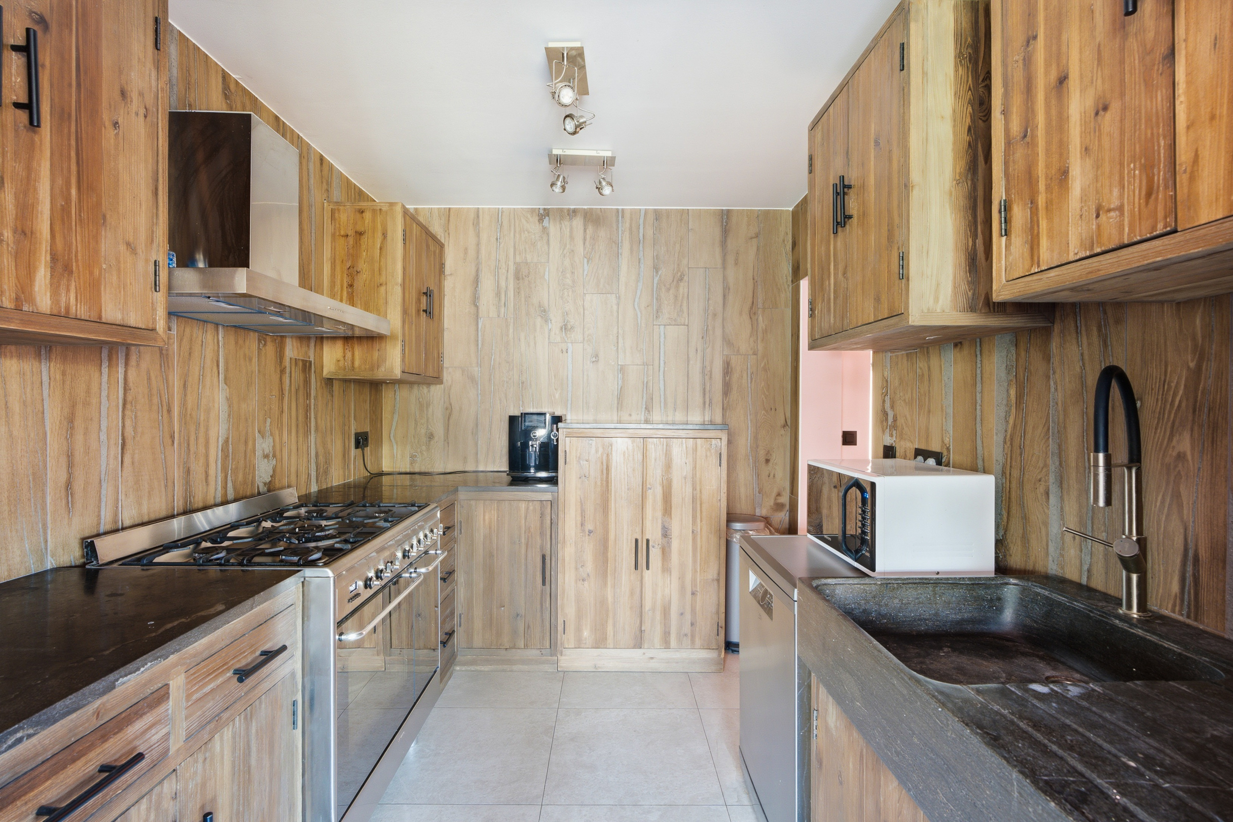 Ruime en instapklare gezinswoning met bijgebouw van 38 m² - foto 5