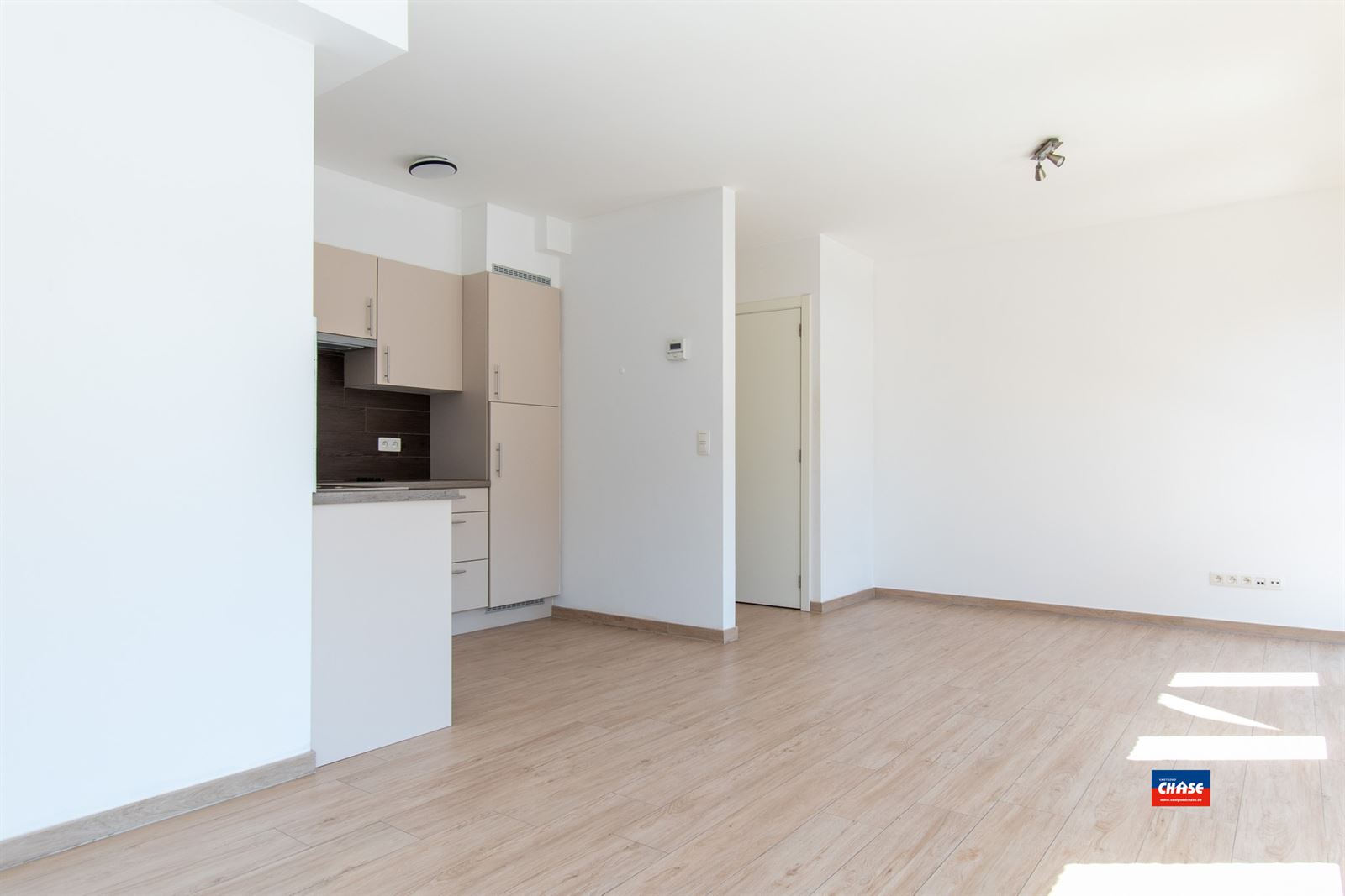 Recent appartement met terras - foto 4