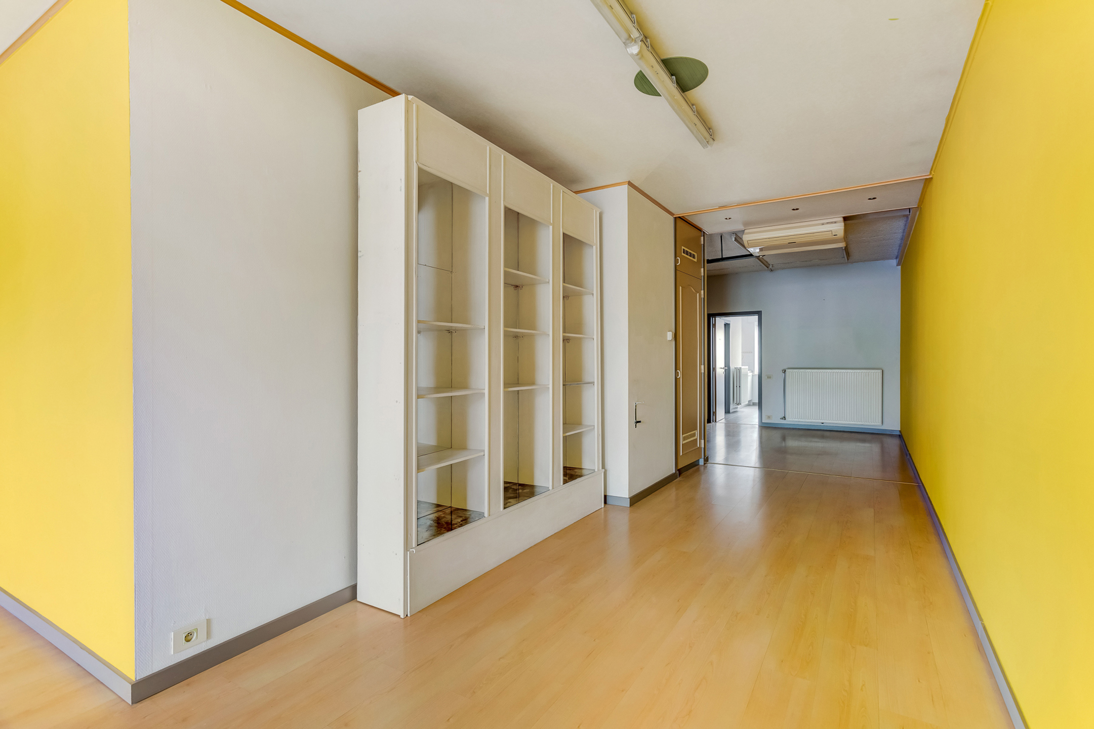 Commercial for rent in Dessel - photo 4