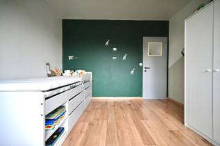 Ideaal gelegen appartement in het bruisende centrum van Bornem, vlak aan de Colruyt en schuin tegenover Carrefour. Dit appartement op de...