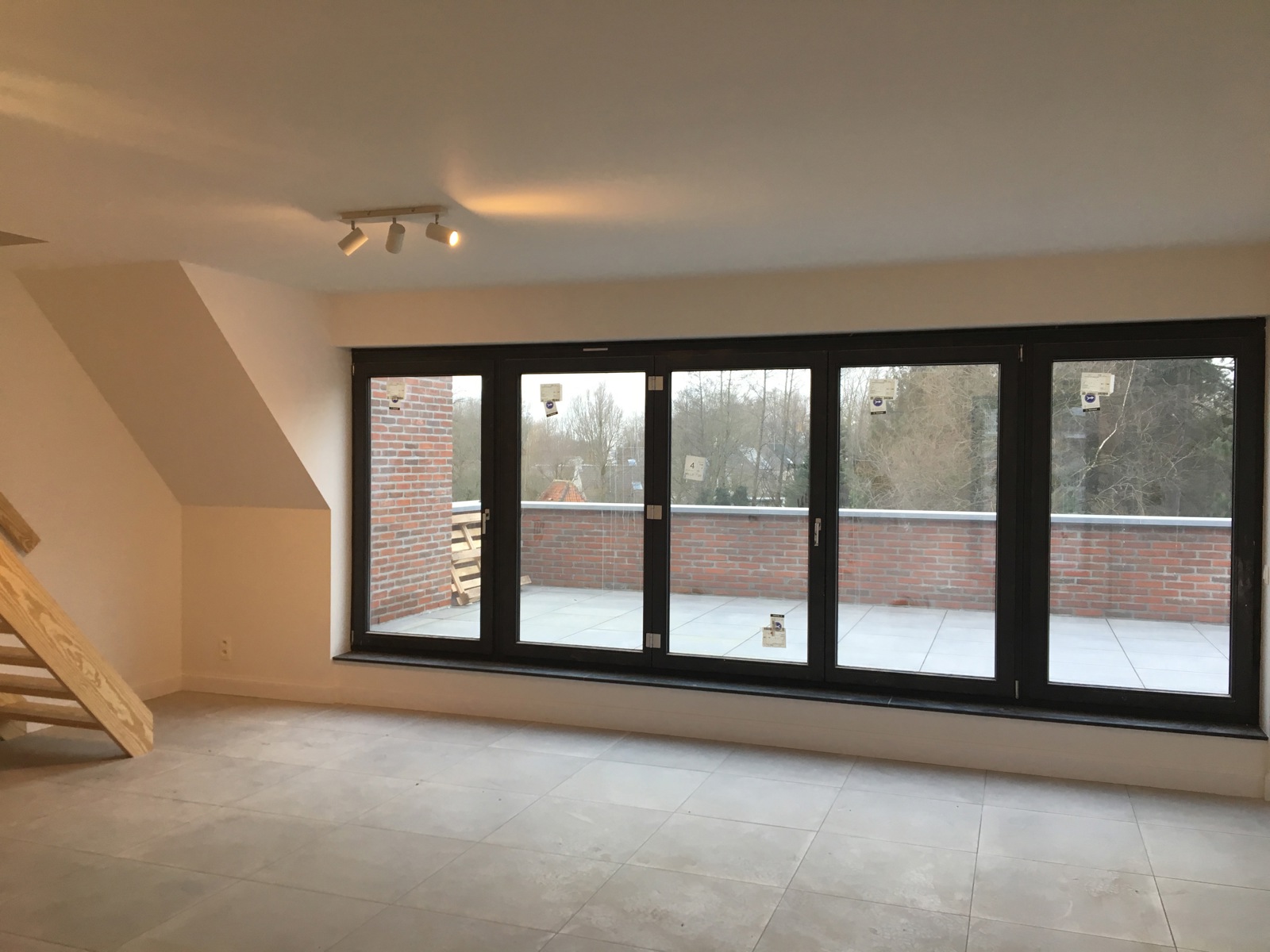 Duplex appartement met 2 terrassen nabij centrum Hoogstraten. - foto 4