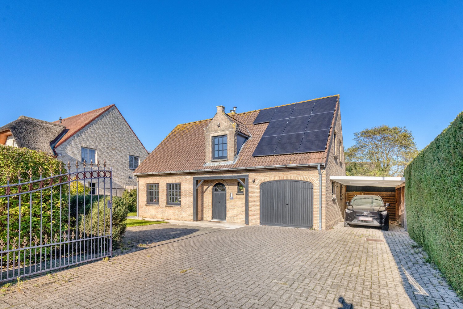 Charmante villa op wandelafstand van het strand van Duinbergen. - foto 1