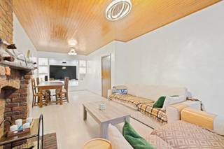 Te koop: gesloten gezinswoning in de Selliersstraat, Zaventem, op wandelafstand van het treinstation en omgeven door groen.Deze charmante woning,...