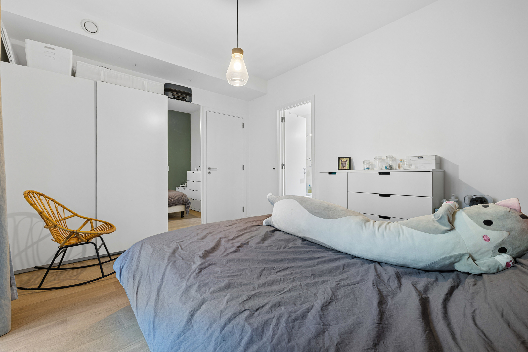 Gemeubileerd appartement met 1 slaapkamer + kelder - foto 5