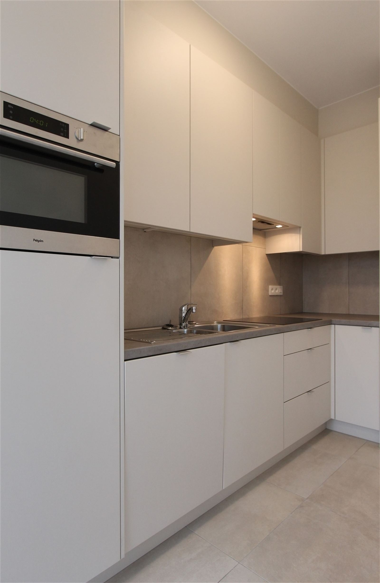 Ultralicht, trendy 1 SLPK appartement met prachtig zicht! - foto 3