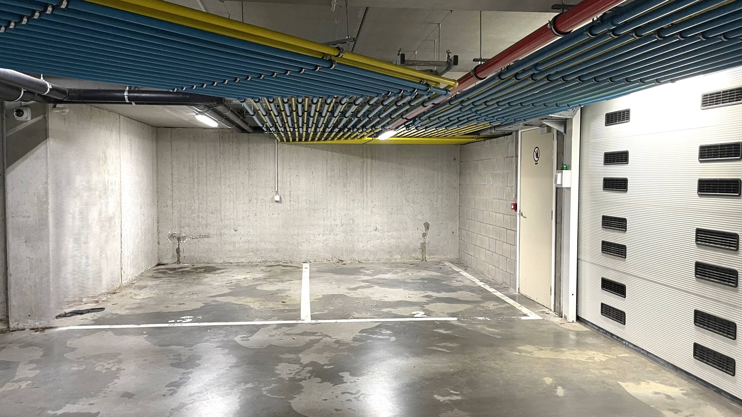 Overdekte autostaanplaats te koop in de Sint-Denijslaan - foto 2