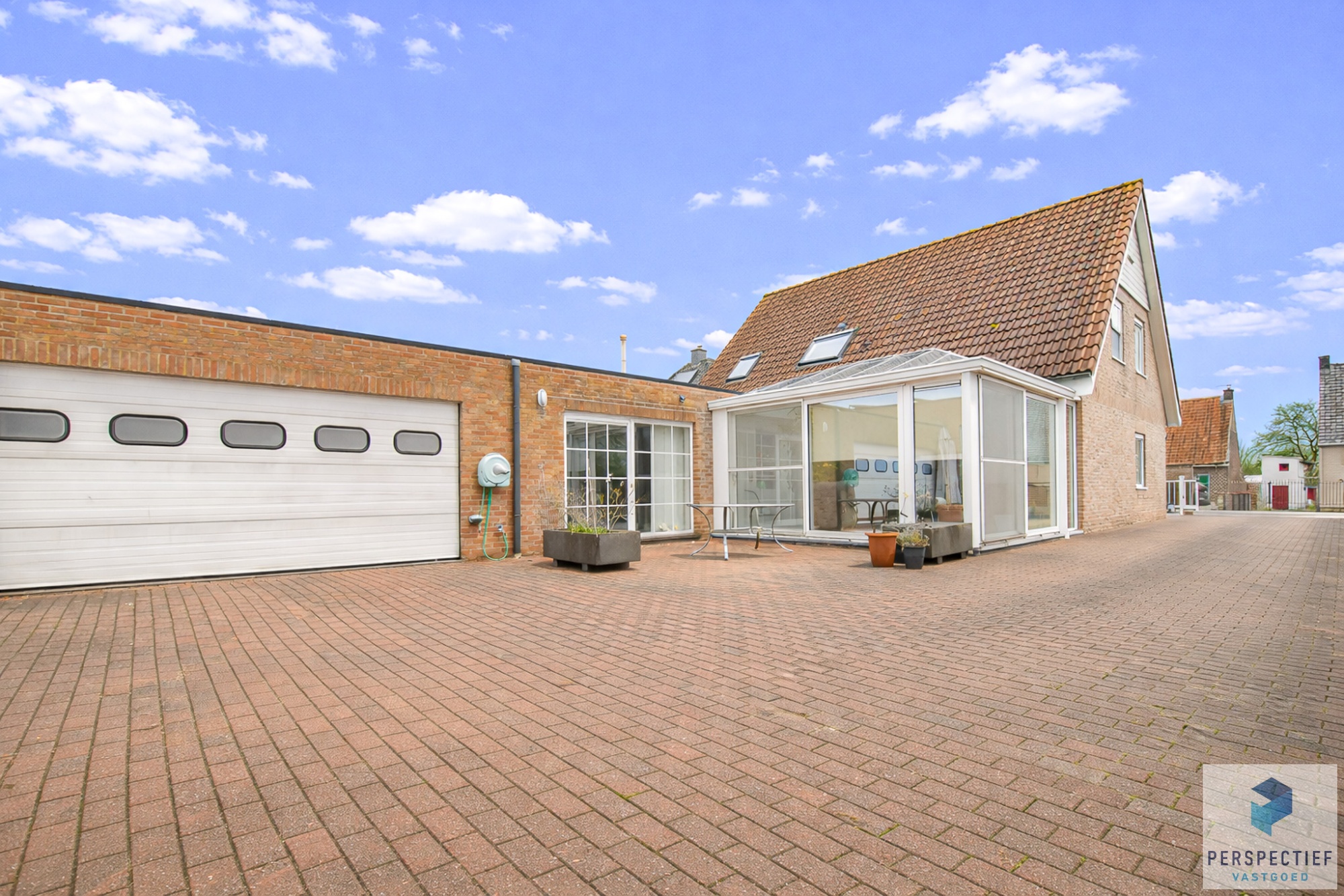 House for sale in Sint-Joris with 4 bedrooms - photo 2