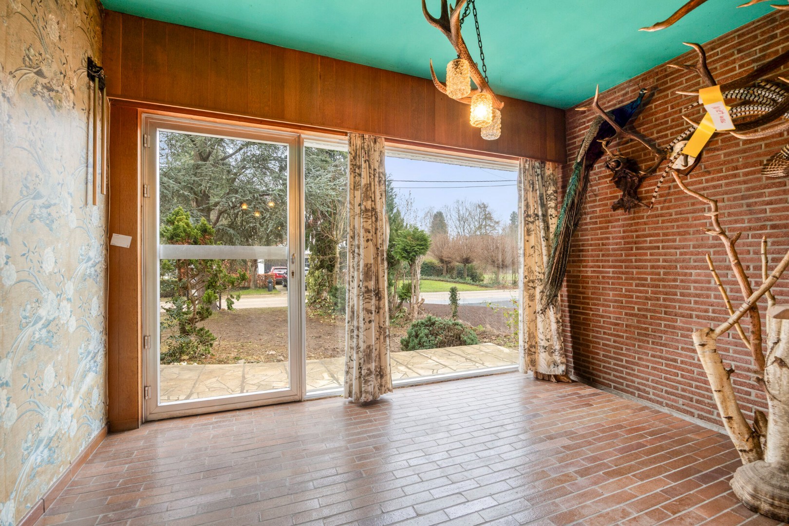 Open bebouwing met 3 slaapkamers, ruime garage op een perceel van 9a 62ca– EPC 596 kWh/m² - bewoonbare opp. 218 m² - foto 2