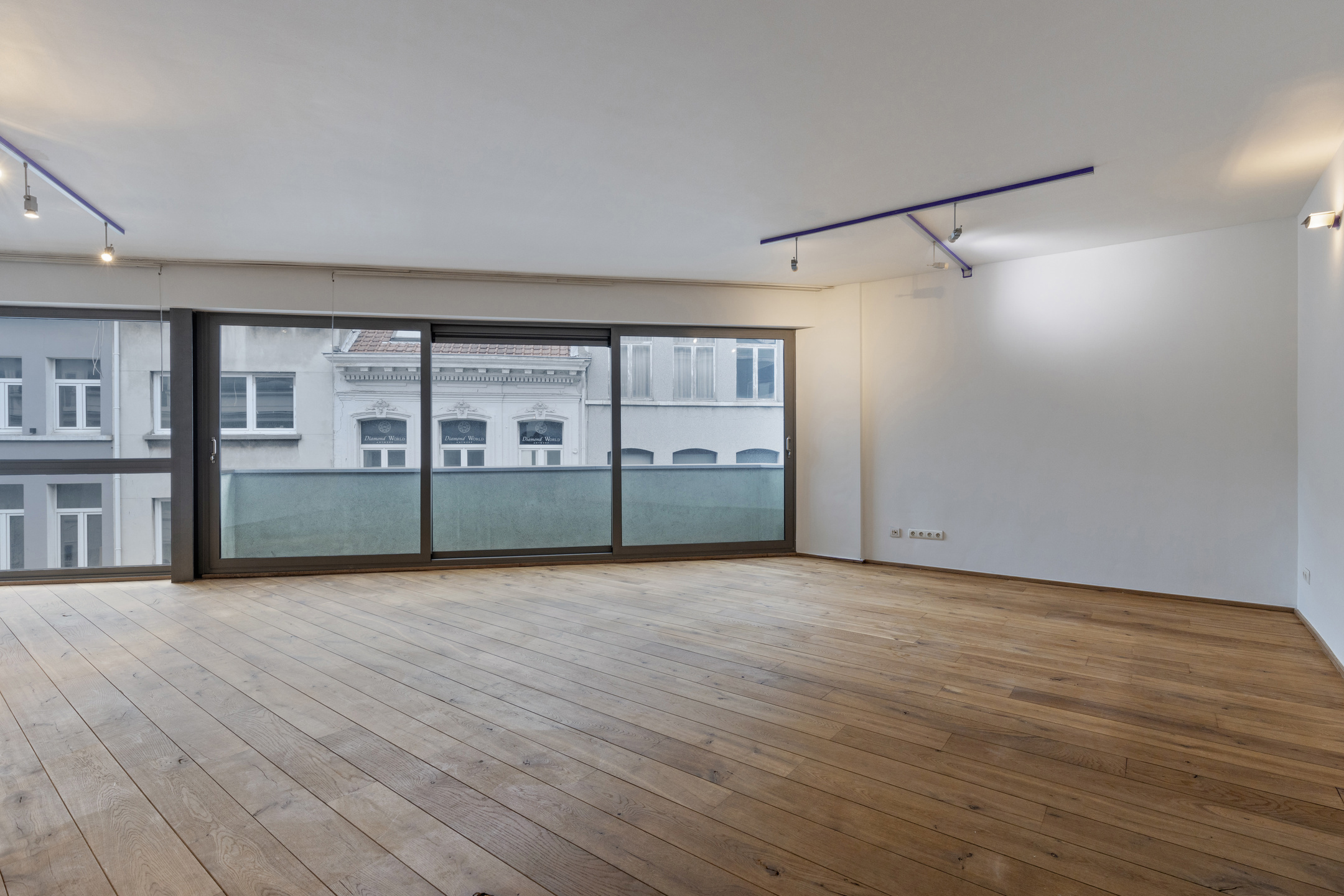 Appartement à louer à Anvers avec 2 chambres - photo 2