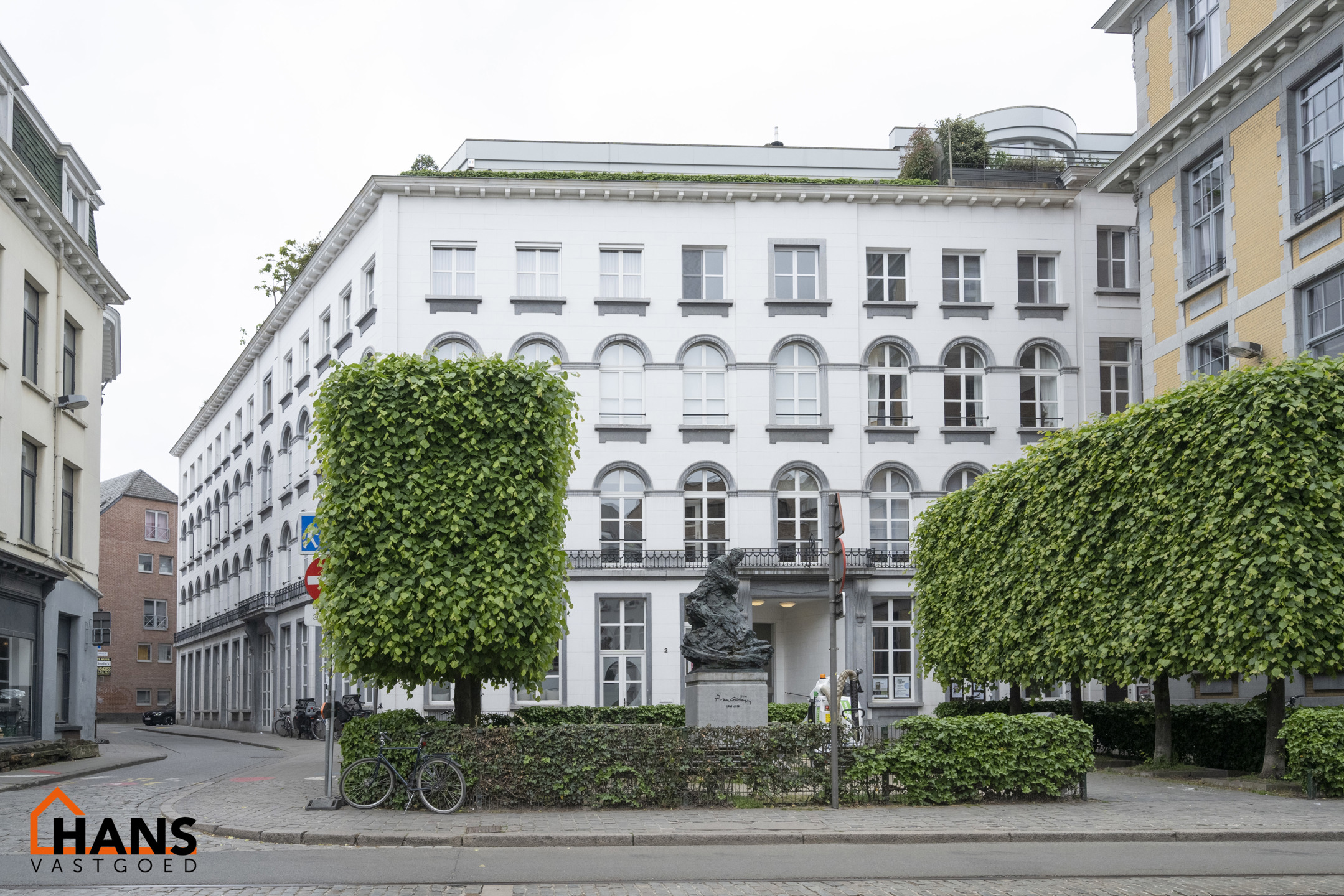 Luxueus appartement in een historisch gebouw in hartje Antwerpen. - foto 1