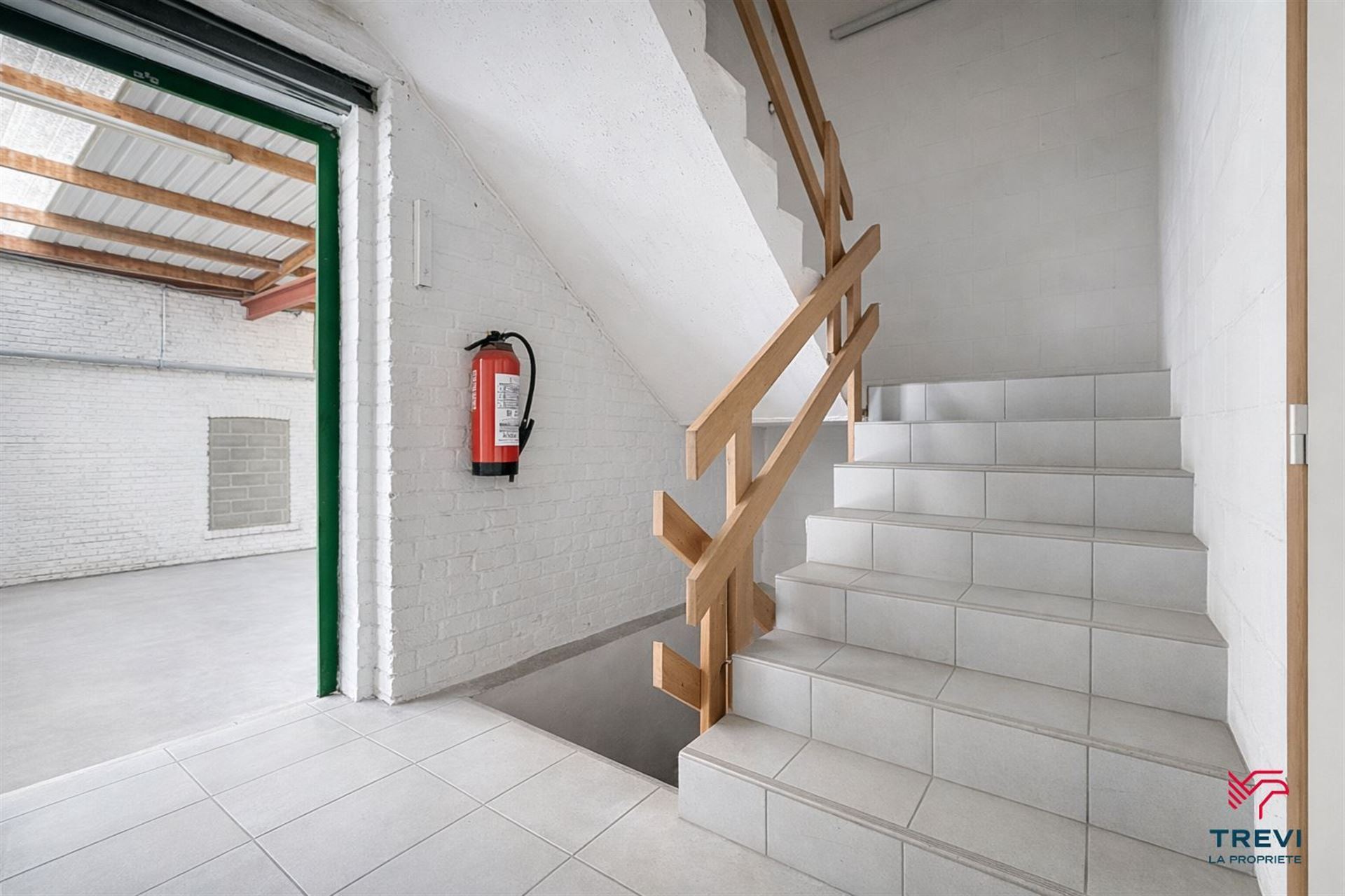 Commercieel te koop in Lodelinsart - foto 5