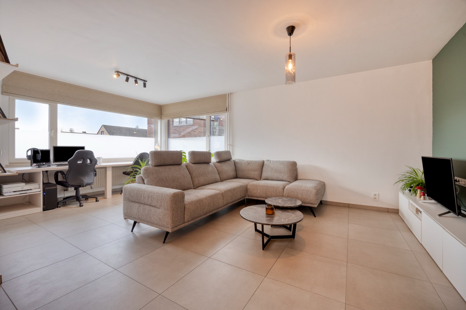 Halfopen bebouwing met 4 slaapkamers, garage en tuin vlakbij het centrum van Tienen – EPC 295 kWh/m² - bewoonbare opp. 178 m² - foto 4