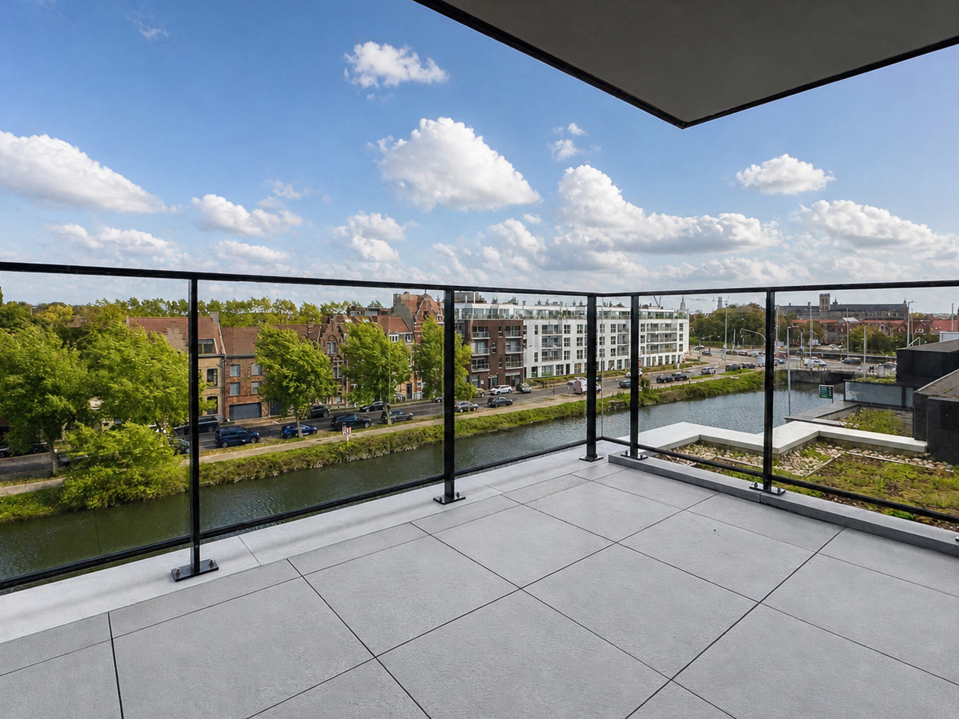 Penthouse met 2 slaapkamers en terrassen in nieuwbouwresidentie   - foto 4