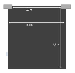 <p><strong>Ruime ondergrondse parkeerplaats te koop op toplocatie in centrum Genk (2 beschikbaar - naast elkaar)</strong></p>
<p>Bent u op zoek naar een vlot bereikbare en centraal gelegen parkeerplaats in Genk? Dan zijn deze twee ruime staanplaatsen, gelegen recht tegenover het station en het Carbon Hotel, precies wat u zoekt.<br /><br />De parkeerplaatsen liggen naast elkaar en kunnen zowel <strong>apart als samen </strong>worden aangekocht.</p>
<p><strong>Ligging:</strong><br />De parkeerplaats bevindt zich op een absolute toplocatie in het centrum van Genk. Dankzij de ligging tegenover het station en op wandelafstand van winkels, horeca en kantoren, geniet u van maximaal comfort en bereikbaarheid. Ideaal voor eigen gebruik of als investering in een gegeerde buurt.</p>
<p>De ondergrondse parking is bereikbaar via de doorgang onder het gebouw links naast het Carbon Hotel (Europalaan 38).</p>
<p><strong>De parkeerplaats:</strong><br />Deze staanplaats biedt uitzonderlijk veel ruimte met afmetingen van ca. <strong>4,8 m diep en 3,2 m breed</strong>, waardoor u comfortabel kan parkeren en eenvoudig kan in- en uitstappen.</p>
<p>Aan de voorzijde van de parkeerplaats bevinden zich twee palen, waardoor de effectieve breedte bij het inrijden <strong>2,9 m </strong>bedraagt (zie foto’s). Dit doet geen afbreuk aan het gebruiksgemak van de staanplaats.</p>
<p>Gelegen in een verzorgde en goed toegankelijke ondergrondse parking, wat zorgt voor een veilige en praktische parkeeroplossing.</p>