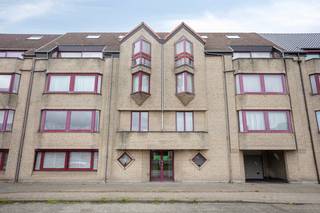 Ruim appartement met 3 slaapkamers, terras en garagebox te koop in Boom.Op zoek naar een ruim en lichtrijk appartement voorzien van AIRCO op een...